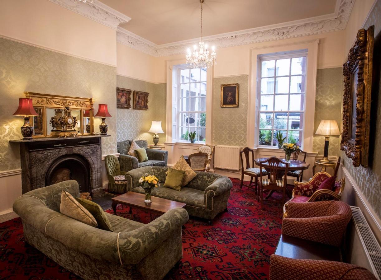 Harry Clarke Mews At The Castle Hotel Дублин Экстерьер фото
